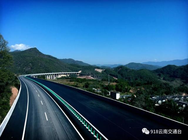 云南墨臨高速