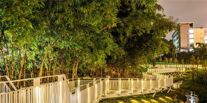 121a56c2-9c5f-48b5-817f-8426553b86b7