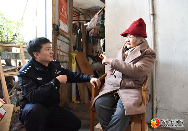 00300125146_405e98d8