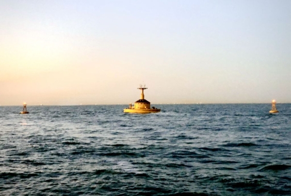 我國(guó)超大型三錨式浮標(biāo)綜合觀測(cè)平臺(tái)入列東海海洋觀測(cè)研究站并正式運(yùn)行