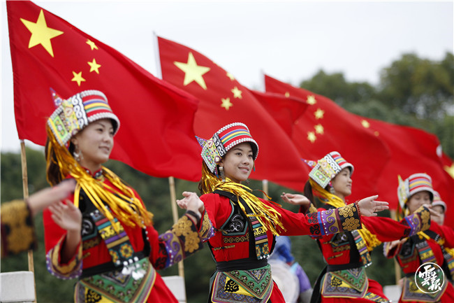 民族團結(jié)—為祖國的繁榮強大而自豪002（楊崢 攝）.jpg