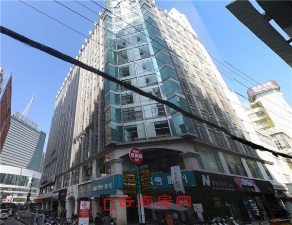 寶善街的南屏?xí)r代大廈也是年輕人們常來玩桌游的“據(jù)點(diǎn)”之一