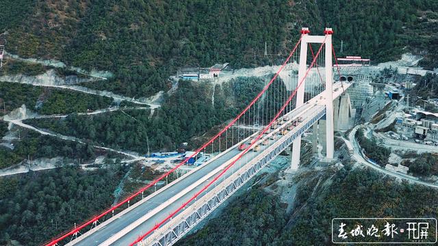 香麗高速金沙江特大橋成橋荷載試驗(yàn)完成 (1).jpg
