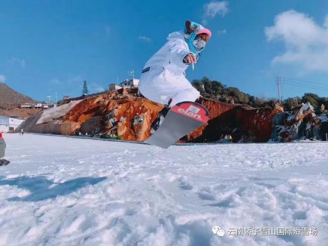 轎子雪山國(guó)際滑雪場(chǎng) 資料圖