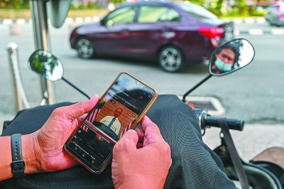 中外政治學(xué)、傳播學(xué)學(xué)者聚焦：新傳媒提高了公眾對全球共同命運(yùn)的認(rèn)識