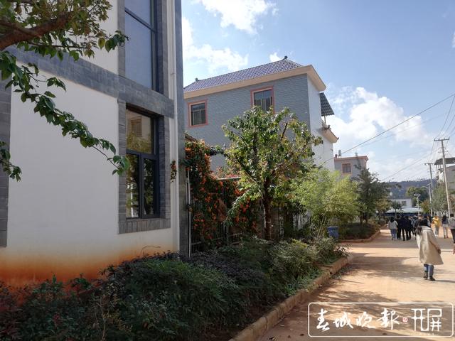 新春走基層之一 建檔立卡貧苦戶住進(jìn) (5).jpg