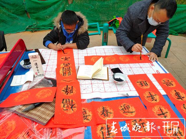 祿豐異地扶貧搬遷安置點(diǎn)喜氣洋洋 (1).jpg