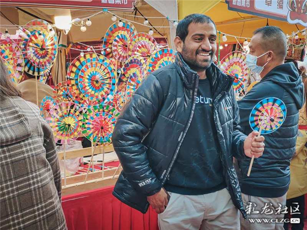 16137046838013485538437342946_5560