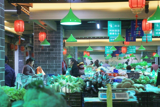 建水縣：“管集市” 讓市民收獲滿滿幸福感