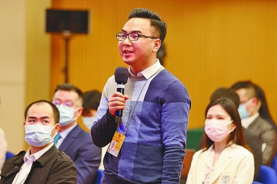 “走過千山萬水，從沒有忘卻來時(shí)的路”