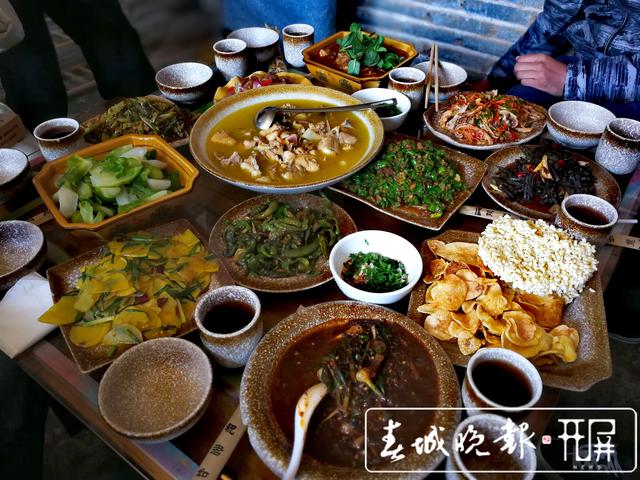 百萬畝油菜花開出千萬種姿態(tài)！此刻，最美的羅平等你來