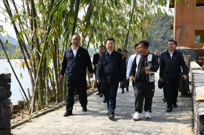 7d71a92936c335a92319efee977bb27a 7d71a92936c335a92319efee977bb27a