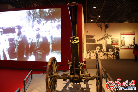 【組圖】280組件紅色展品亮相首博講述黨史歷程 【組圖】280組件紅色展品亮相首博講述黨史歷程