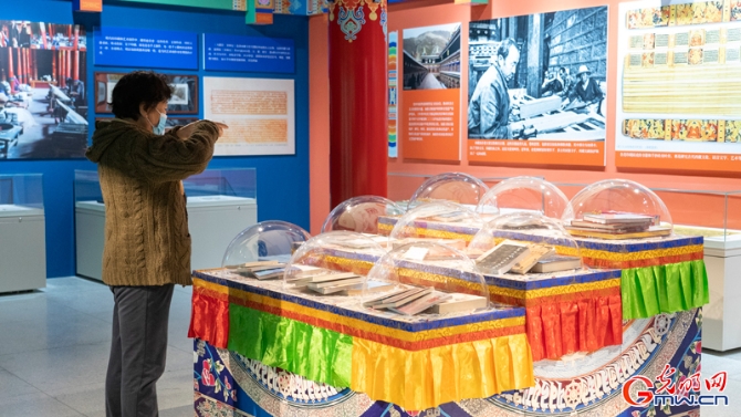 走進西藏新聞印刷歷史文化專題展 感受書香雪域高原