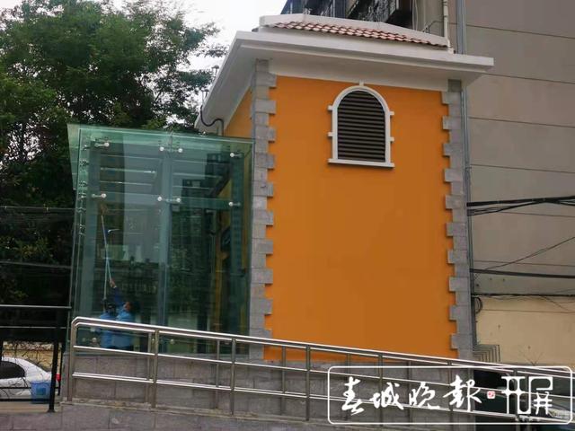 步行電梯就位 昆明地鐵5號線部分站點開始機(jī)電安裝