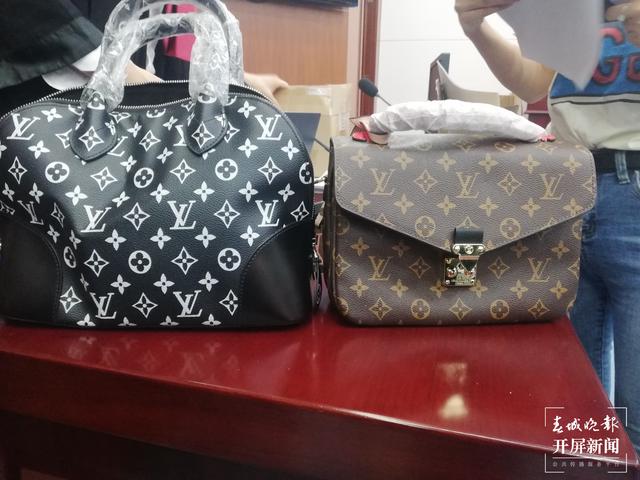 個(gè)體戶和螺螄灣商貿(mào)城被LV公司告上法庭（春城晚報(bào)-開(kāi)屏新聞?dòng)浾?柏立誠(chéng) 攝）