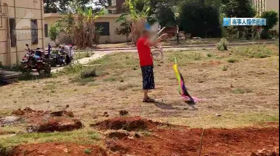 外賣小哥騎車被風(fēng)箏線“割喉”！
