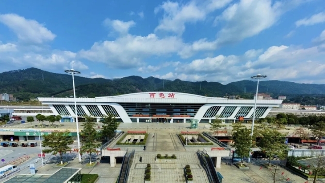 慶祝建黨百年，發(fā)現(xiàn)最美鐵路再出發(fā)！