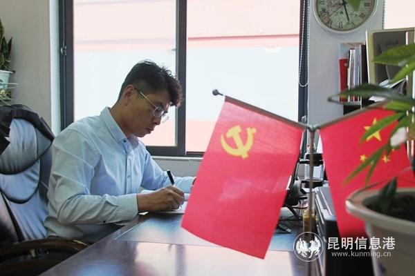 ab7d7fc3894fc50dd0b8956438150ba