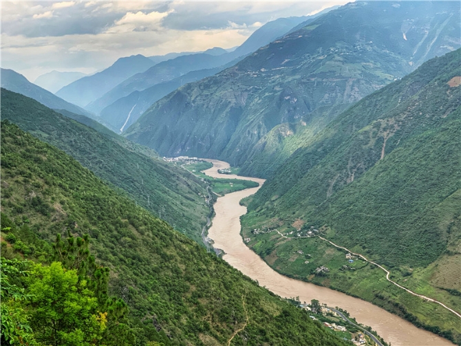 IMG_3889(20190724-002851).jpg IMG_3889(20190724-002851).jpg