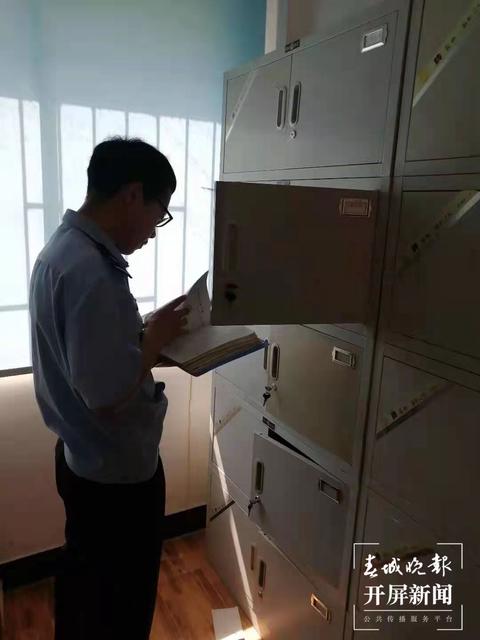 昭通流浪35年的六旬老人回老家度晚年了 申時勛 通訊員 高鵬 陸航 攝