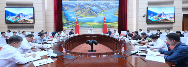 王予波主持召開省滇中引水工程建設(shè)管理領(lǐng)導小組會議強調(diào)：全面提速工程建設(shè)，全力打造精品工程