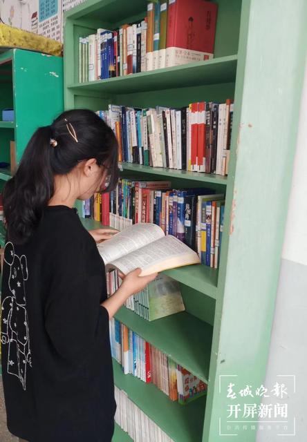 86份“哆啦A夢”禮物爆紅抖音，爆出昭通這個老師教書育人的感人故事…… (13).jpg