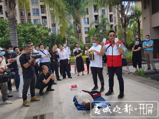 昆明今年有望建設(shè)4000個(gè)微型急救站（左學(xué)佳 熊波 攝影報(bào)道）