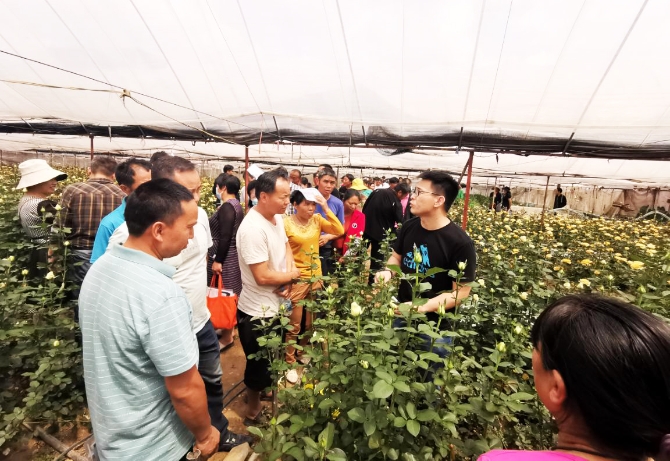 高俊平專家工作站團隊成員實地授課