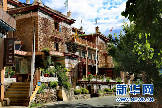 5年收入翻兩番 四川丹巴鄉(xiāng)村旅游助推富民增收1 5年收入翻兩番 四川丹巴鄉(xiāng)村旅游助推富民增收1