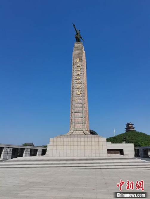 點(diǎn)擊進(jìn)入下一頁