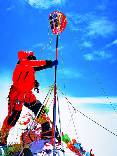 科技承載復(fù)興夢(mèng) 科技承載復(fù)興夢(mèng)