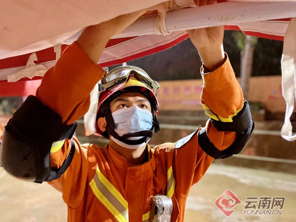 00303918937_8977febf 00303918937_8977febf