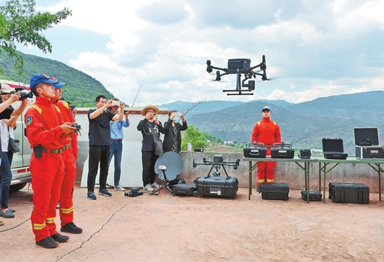 跟著大象看生態(tài) 跟著大象看生態(tài)