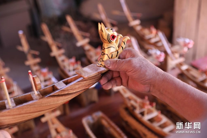 “掌上”龍船 指尖傳承8 “掌上”龍船 指尖傳承8