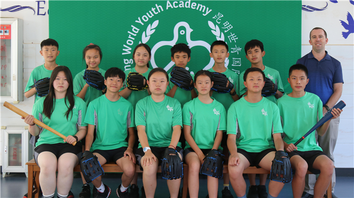 3.學(xué)校簡(jiǎn)介-照片3.5_副本