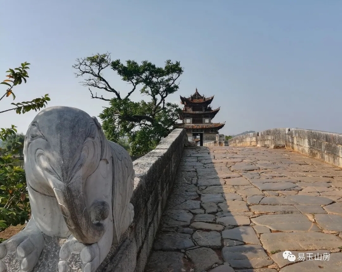 640.webp (5) 640.webp (5)