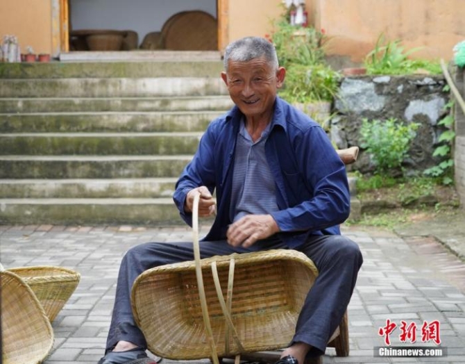 點擊進入下一頁