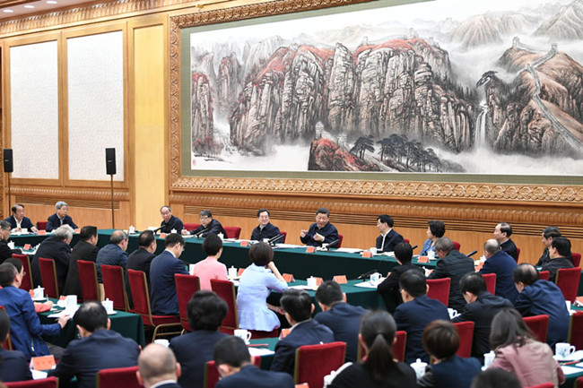 2019年3月18日，習近平主持召開學校思想政治理論課教師座談會_副本.jpg