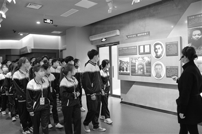 6_599918_b 6_599918_b