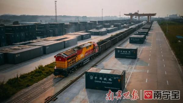 南寧至廈門有直達動車啦！6月25日起全國鐵路實施新列車運行圖