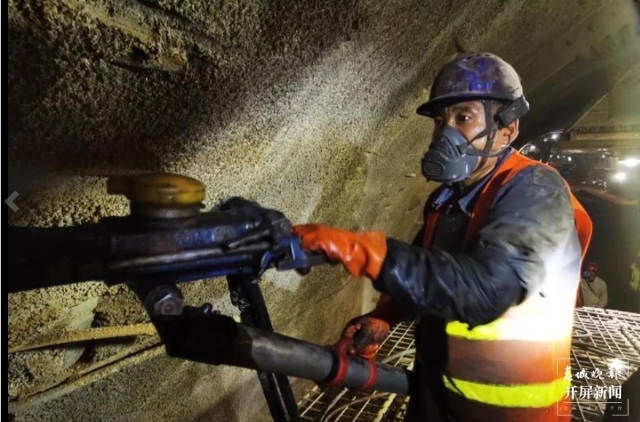 雙向6車道！新楚大高速通車后將惠及沿途兩千多萬群眾 （王磊及通訊員攝影報道）