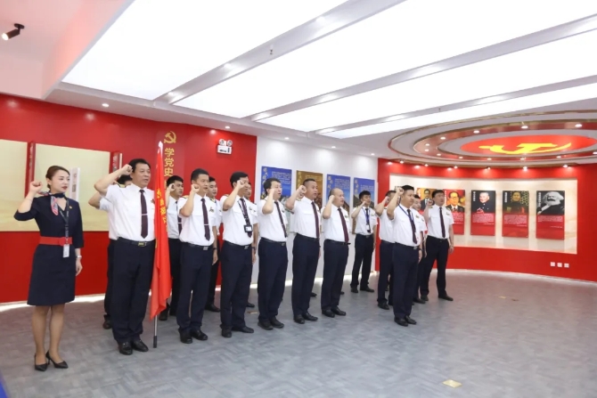 640.webp (4) 640.webp (4)