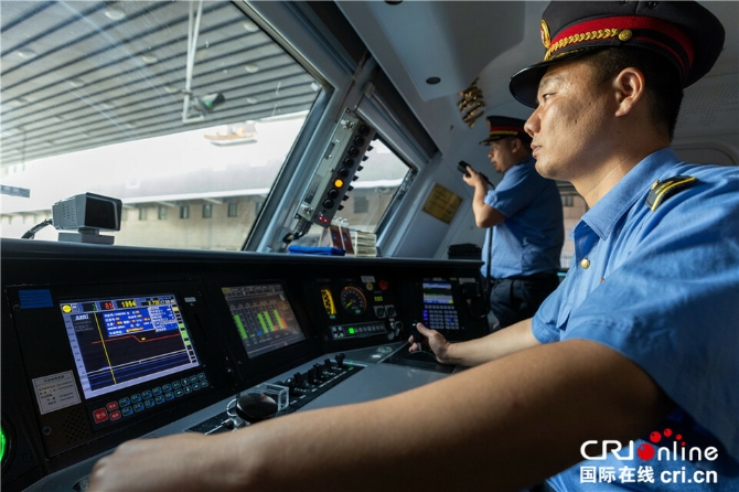 rBABC2DatXmATrgsAAAAAAAAAAA823.980x653.961x640 rBABC2DatXmATrgsAAAAAAAAAAA823.980x653.961x640