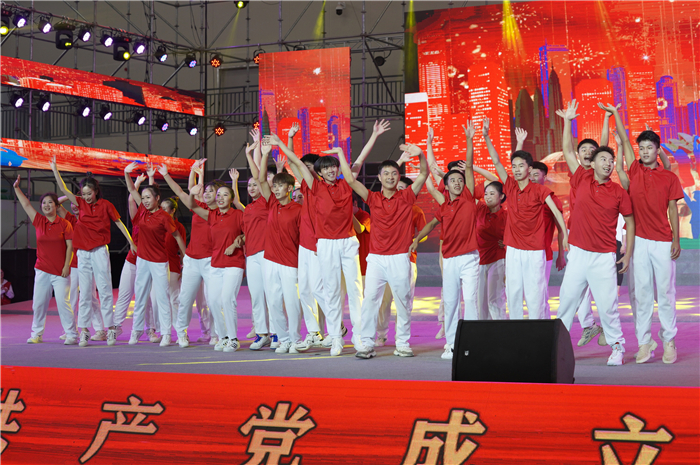 7.我們都是追夢(mèng)人 