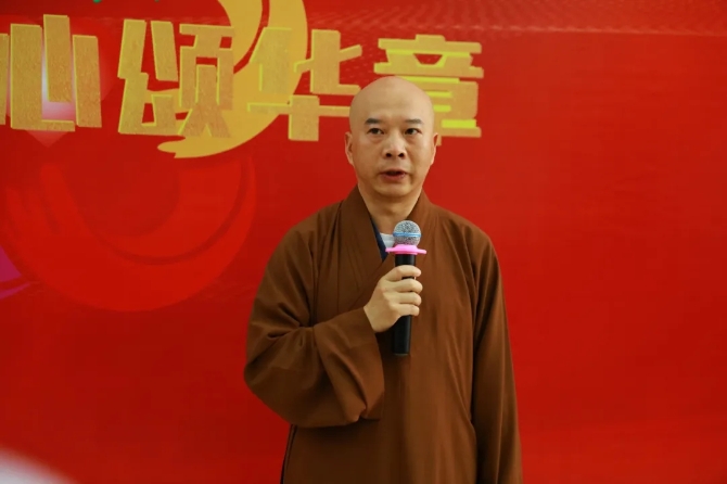 640.webp (1) 640.webp (1)