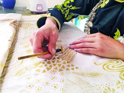 傳統(tǒng)工藝:用傳統(tǒng)之韻描繪當(dāng)代之美 傳統(tǒng)工藝:用傳統(tǒng)之韻描繪當(dāng)代之美