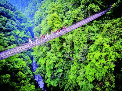 亮起來——用電力賦能 看山鄉(xiāng)巨變