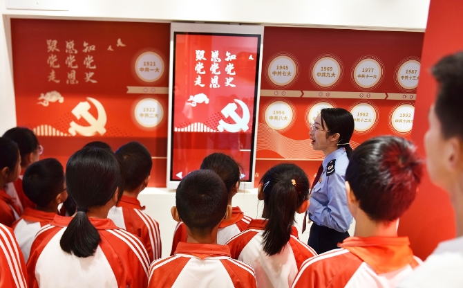 晉寧區(qū)稅務局與晉寧區(qū)晨光學校共育“紅色”幼苗