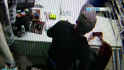 可怕！昆明一高層住戶3分鐘內(nèi)三次高空拋物，傷者頭部縫了六七針… 圖片來(lái)源于8099999